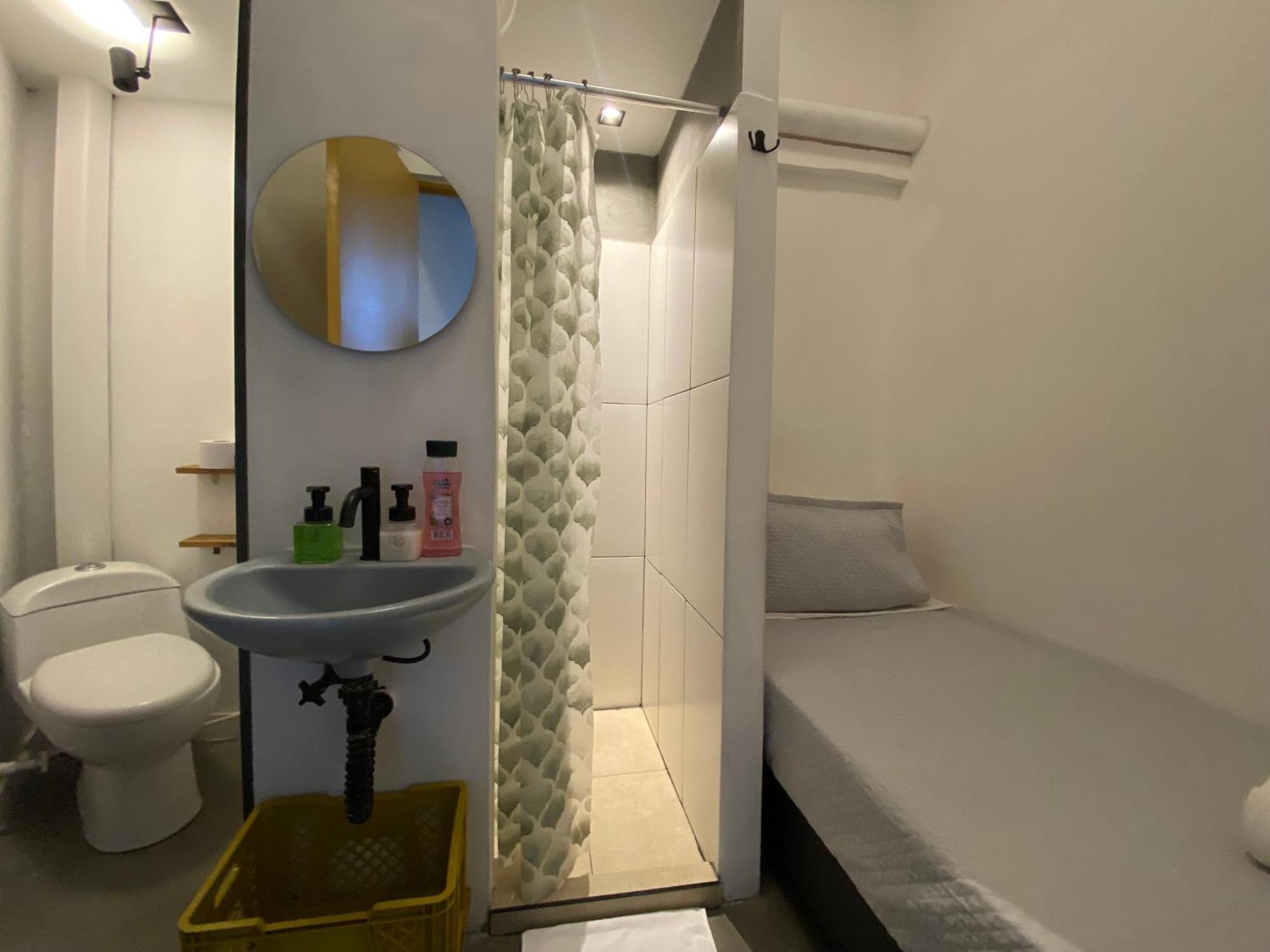 Casa Mosaiko Primer Parque Laureles Медельїн Екстер'єр фото