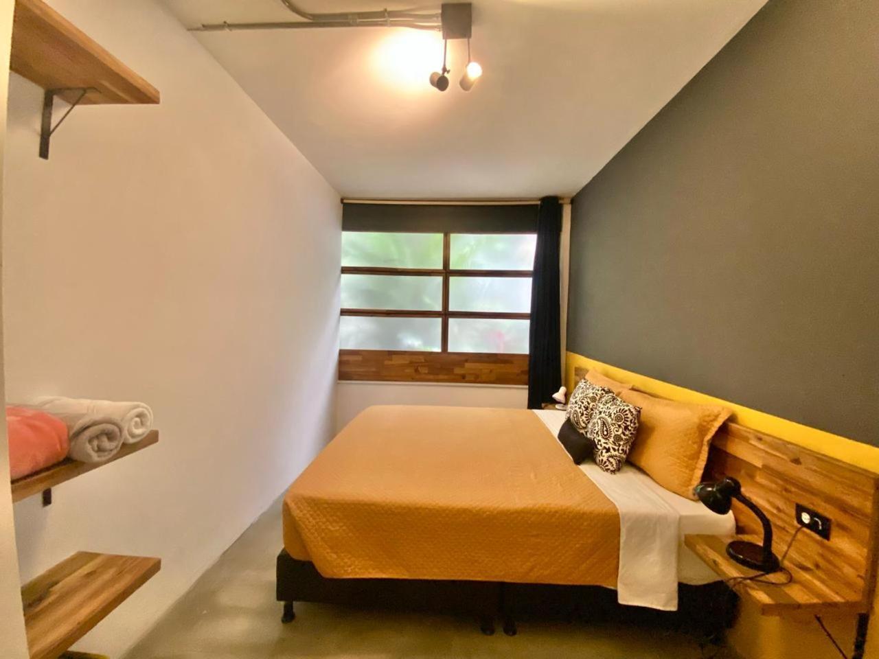 Casa Mosaiko Primer Parque Laureles Медельїн Екстер'єр фото