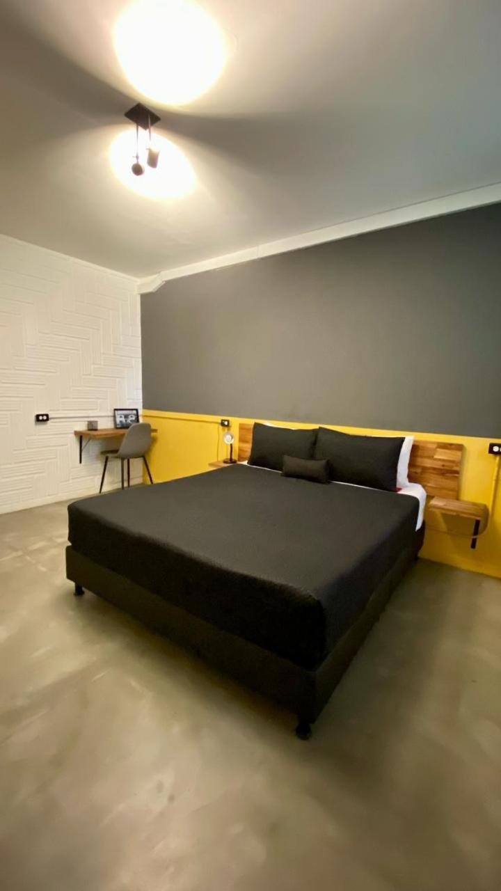 Casa Mosaiko Primer Parque Laureles Медельїн Екстер'єр фото