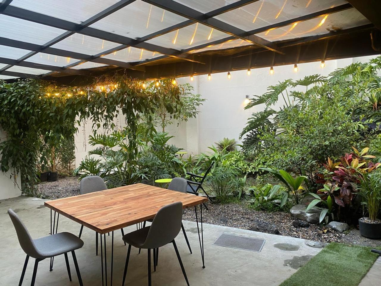 Casa Mosaiko Primer Parque Laureles Медельїн Екстер'єр фото